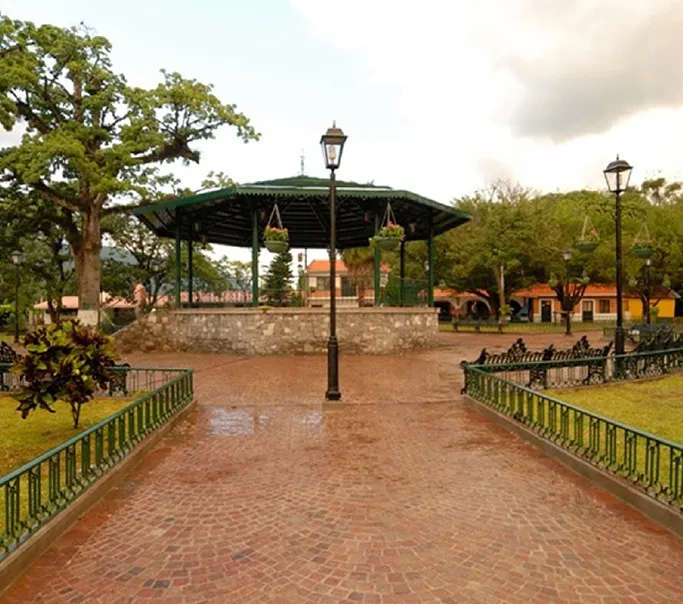 Fotografía de Gómez Farías. Autor: connstanzaa. CC BY 4.0, via Wikimedia Commons.